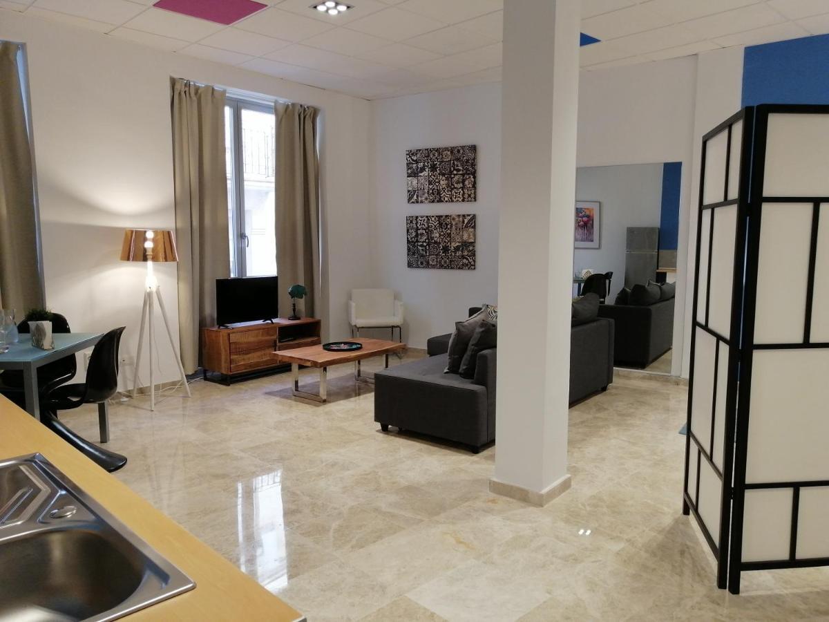 Arc Apartamentos 2C Малага Экстерьер фото
